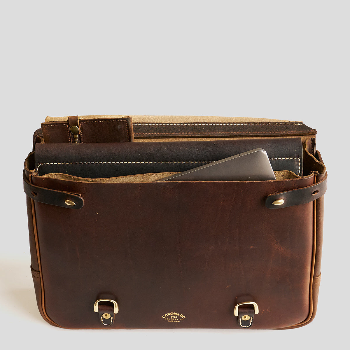 Vintage Horween® Mailbag #130 | Brown