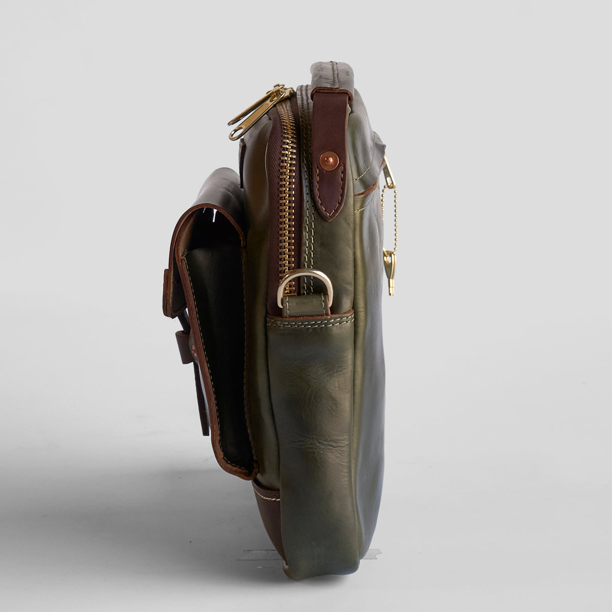 The Primo Crossbody No.277 | CXL® Forest Green