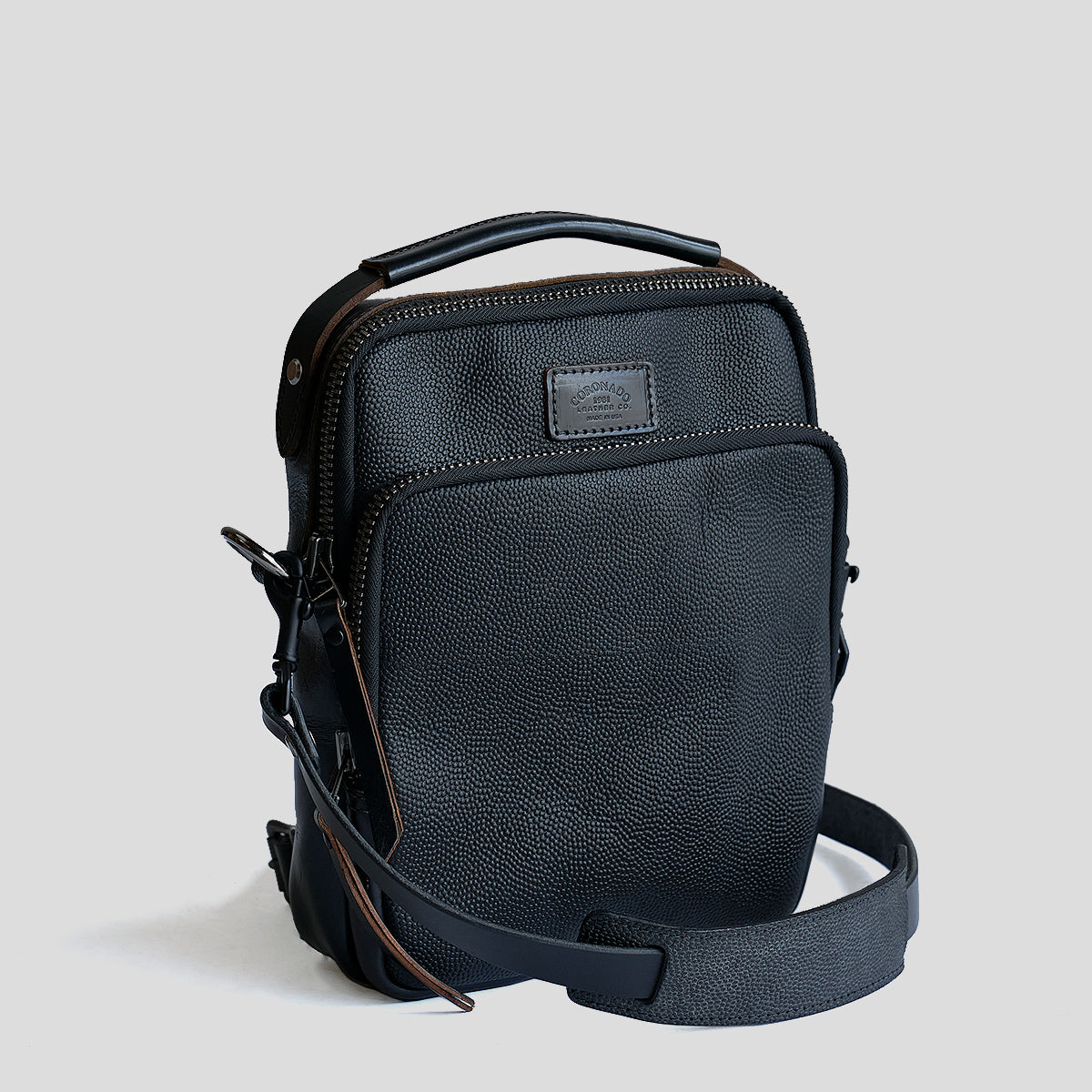 Field Crossbody No.177 | Football Black