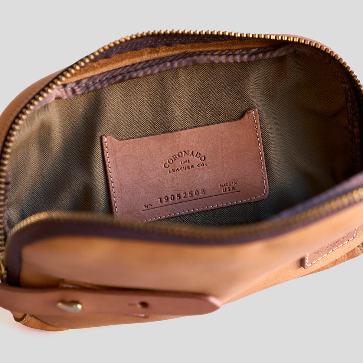 Horween® 1905 Tumbling Travel Set | No. 2508