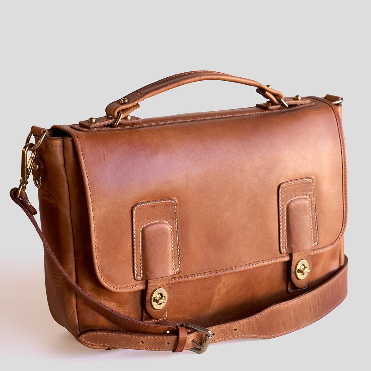 No.201 Americana Messenger | Chestnut