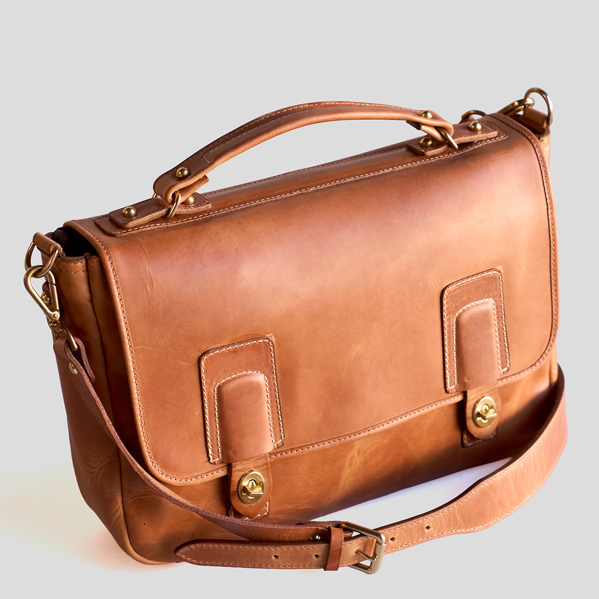 No.201 Americana Messenger | Chestnut