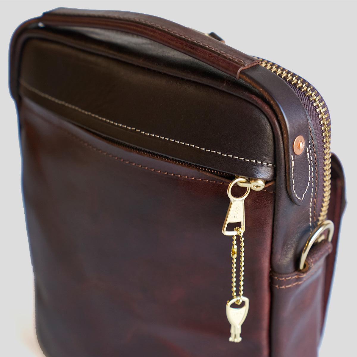 The Primo Crossbody No.277 | Horsehide CXL