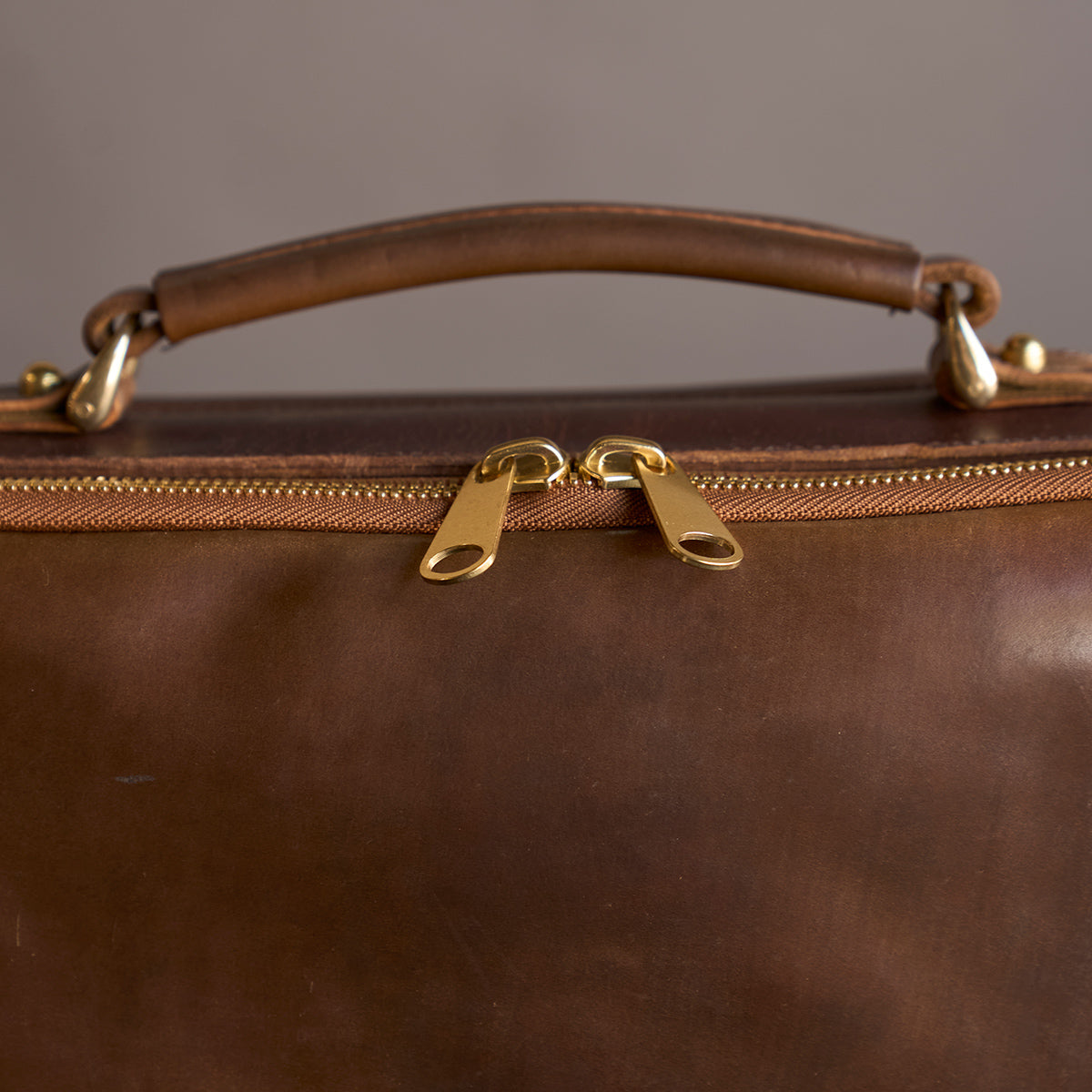 No.541 Chicago Shell Briefcase | Horween® Dark Cognac x3