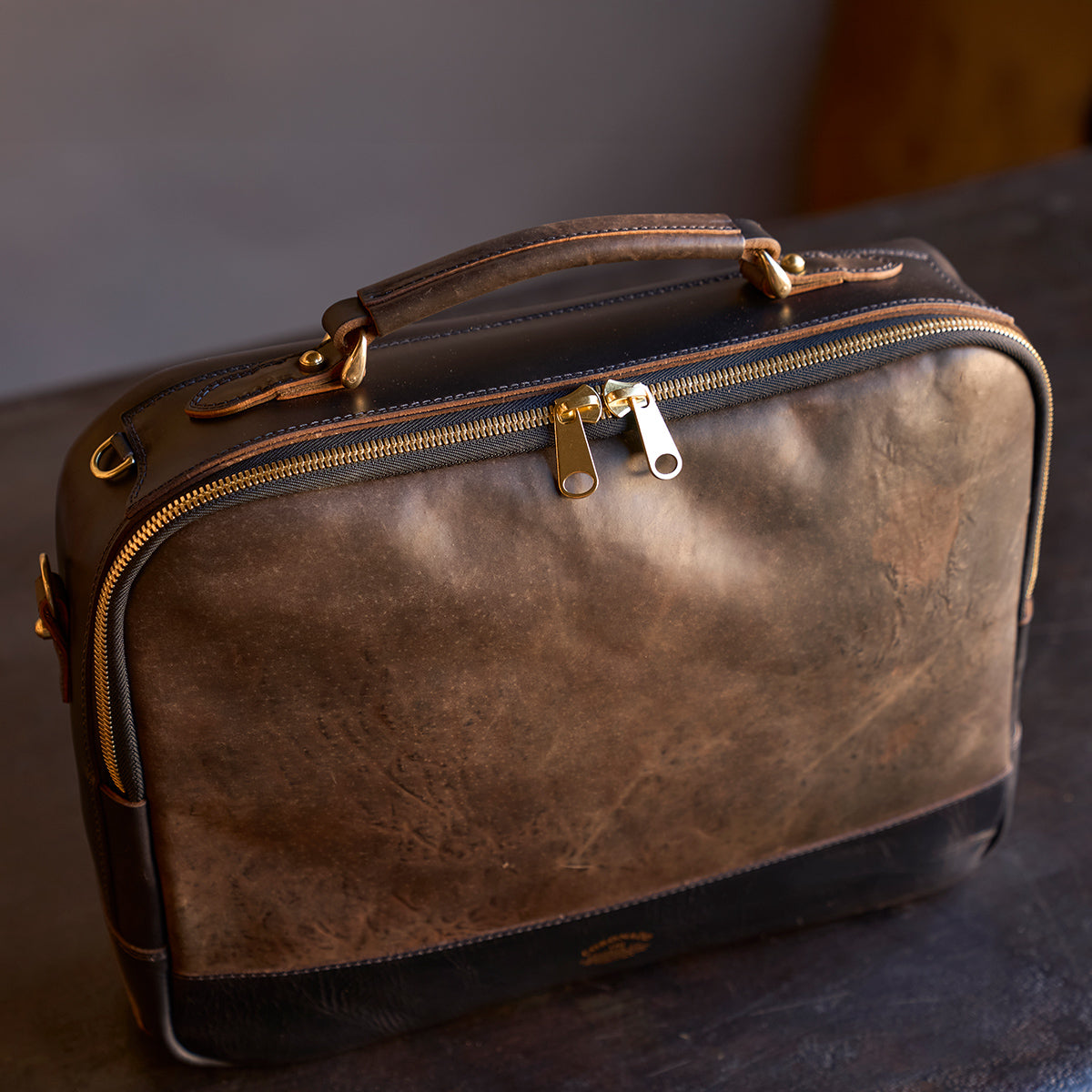 No.541 Chicago Shell Briefcase | Horween® Tumbled Black (x6)
