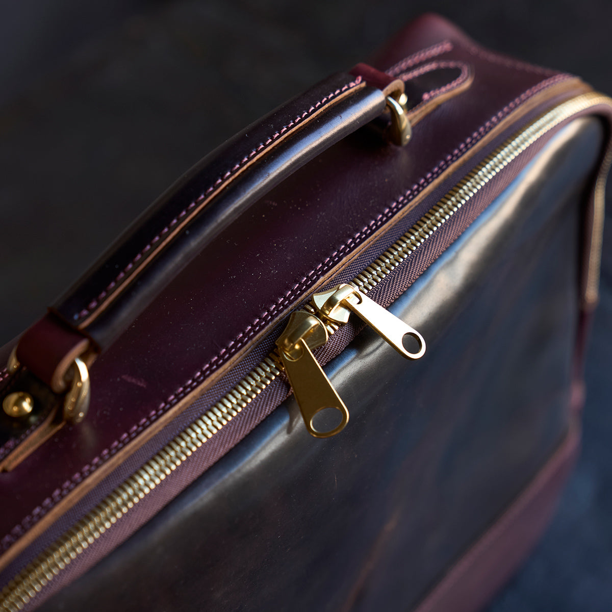 No.541 Chicago Shell Briefcase | Horween® No.16 (x1)