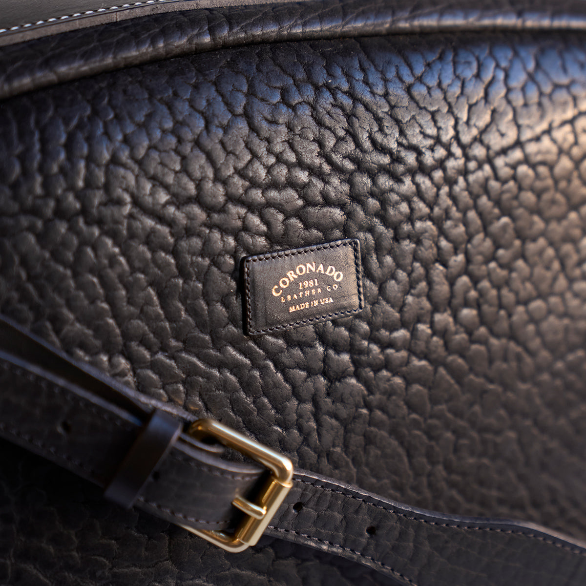 No.550 Weekender | LE Black Bison
