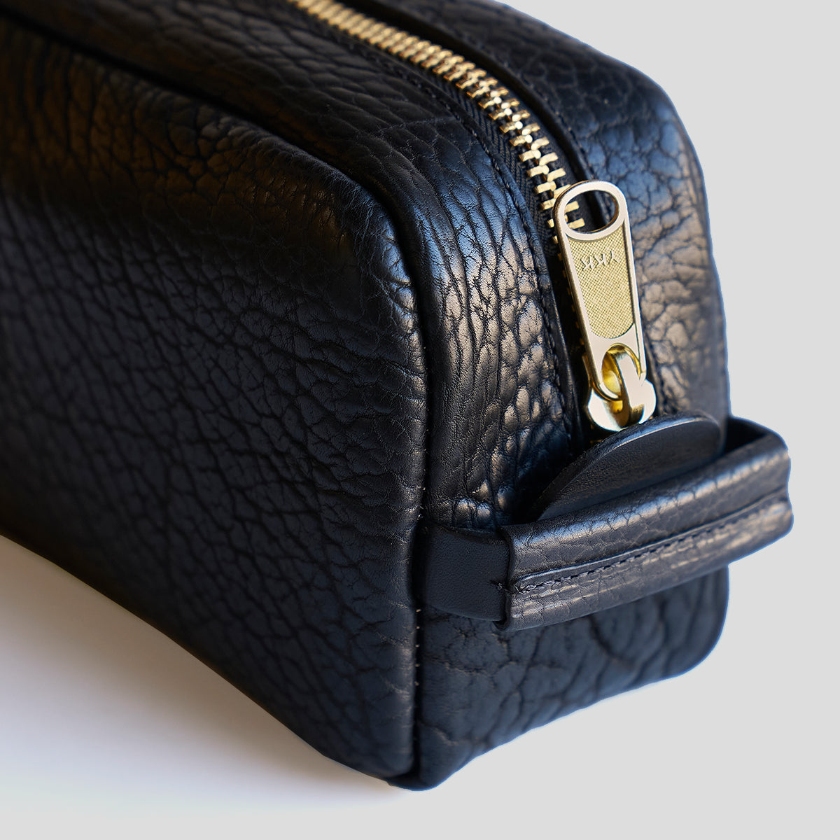No.599 Bison Utility Dopp | Black