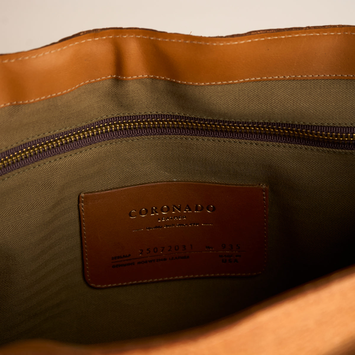 No.935 CEO MESSENGER | LE HORWEEN BISON (NEW)