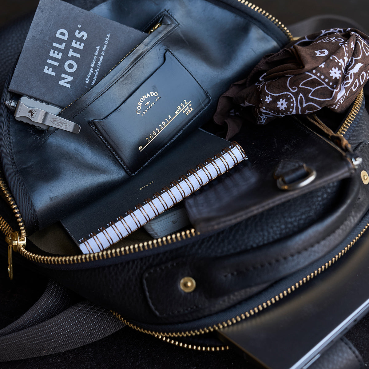 No.950 Clark II Backpack | Olive-Tanned Black Bullhide