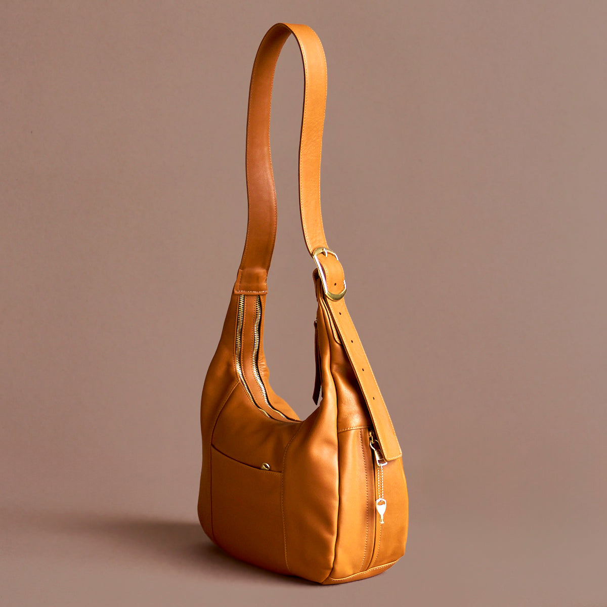 No.995 Monterey Hobo | English Tan