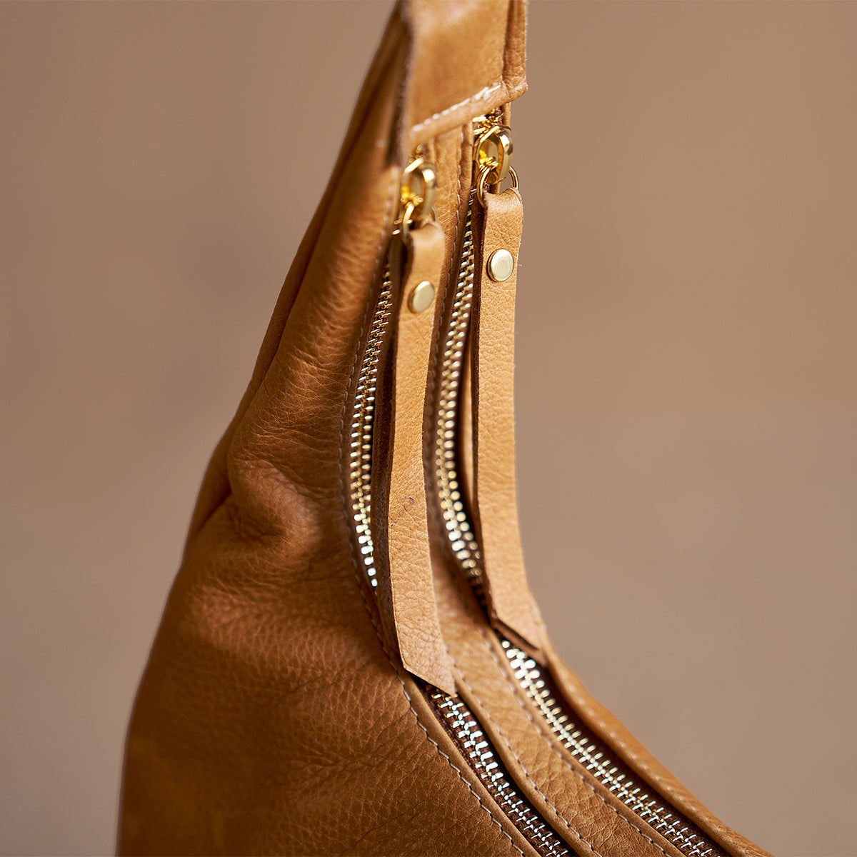 No.995 Monterey Hobo | Cognac