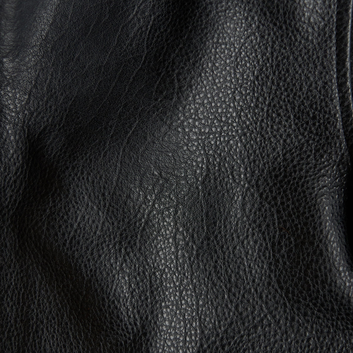 No.109 Bison Americana Bomber | Black