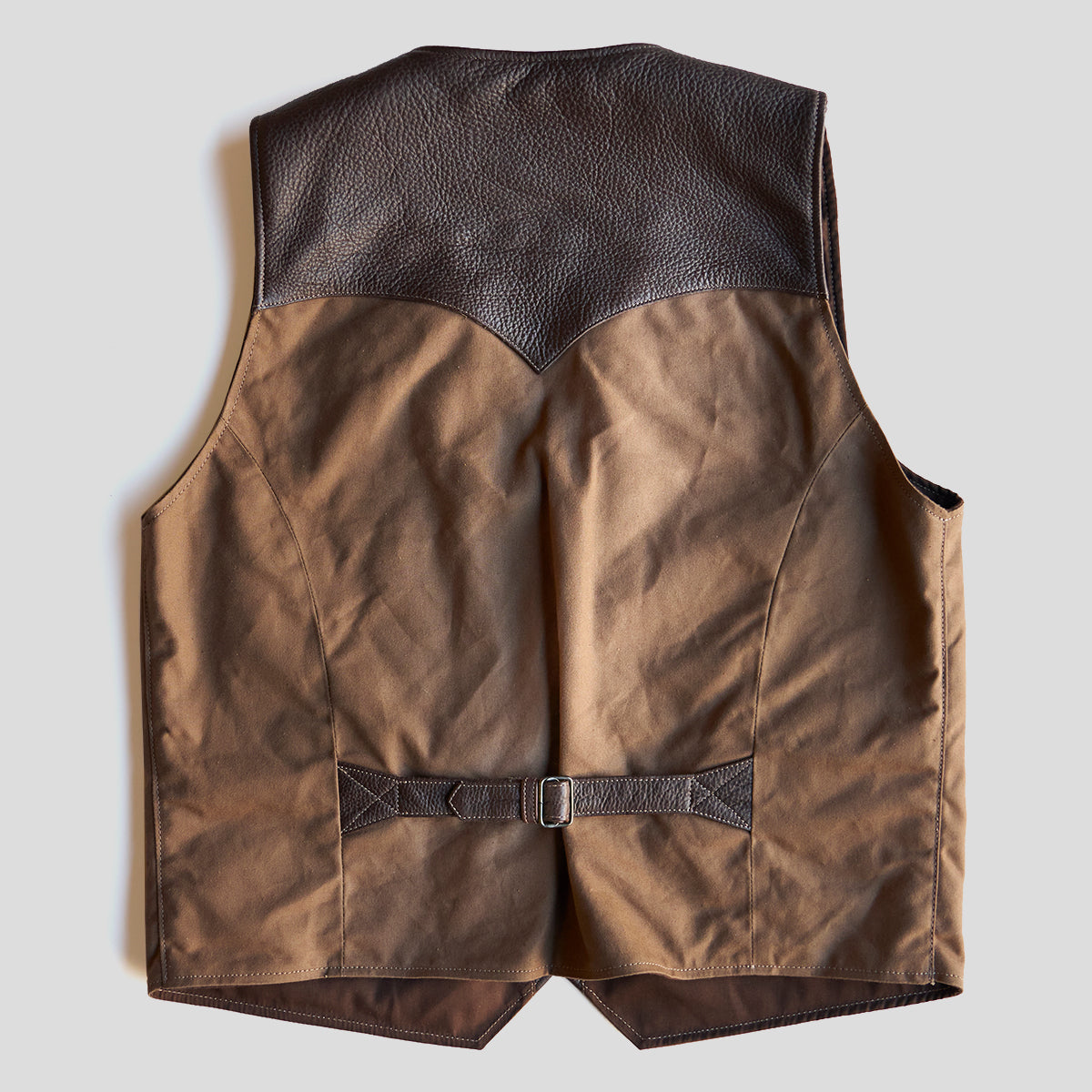 No.450 Jackson Canvas & Bison Vest | Brown