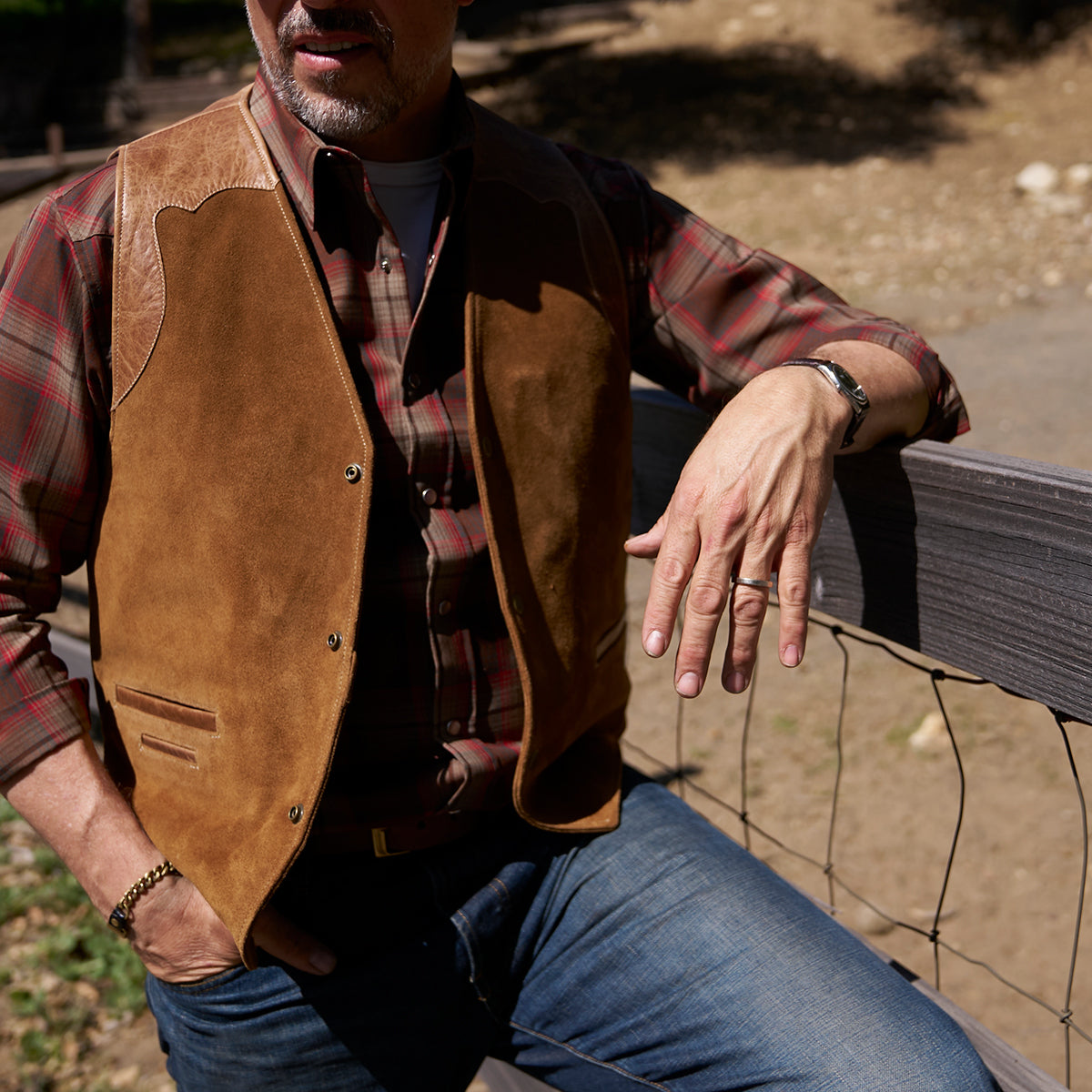 No.169 Garrison Vest | LE Suede Tan