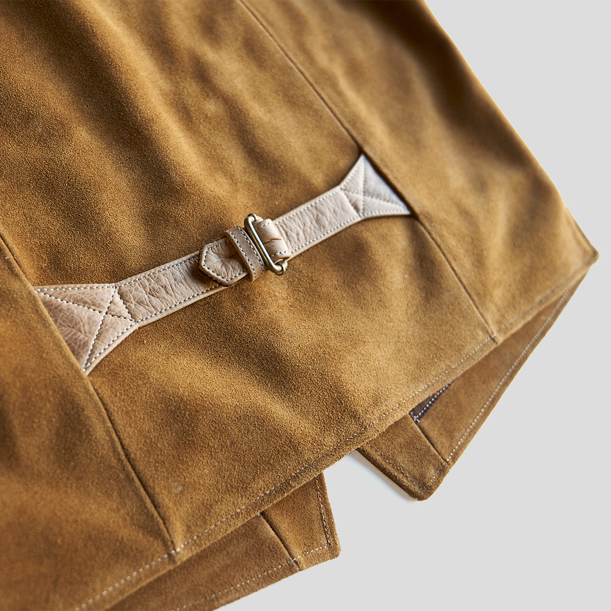 No.169 Garrison Vest | LE Suede Tan
