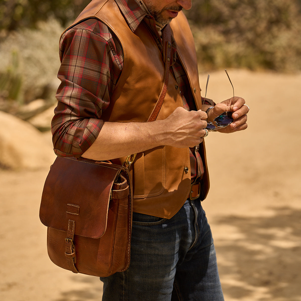 NO.212 Stone-Washed Swiss Saddle Bag