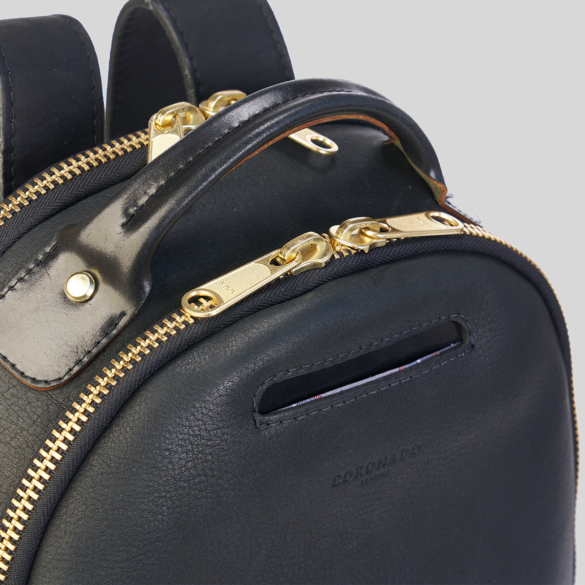 Clark Backpack No.952 | Horween® Black