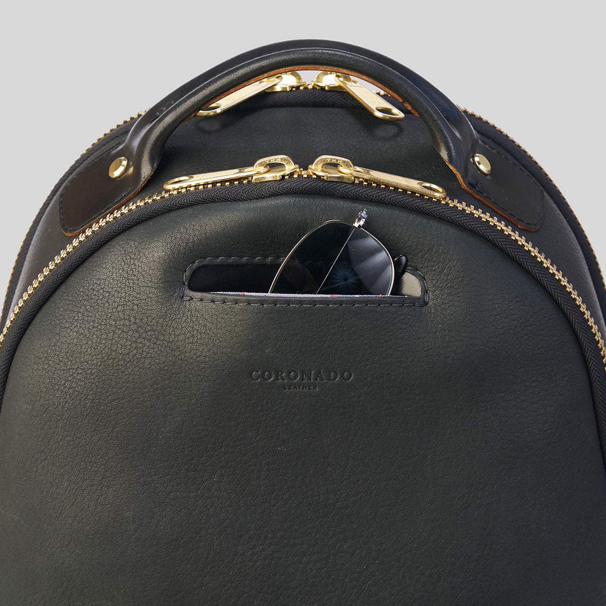 Clark Backpack No.952 | Horween® Black