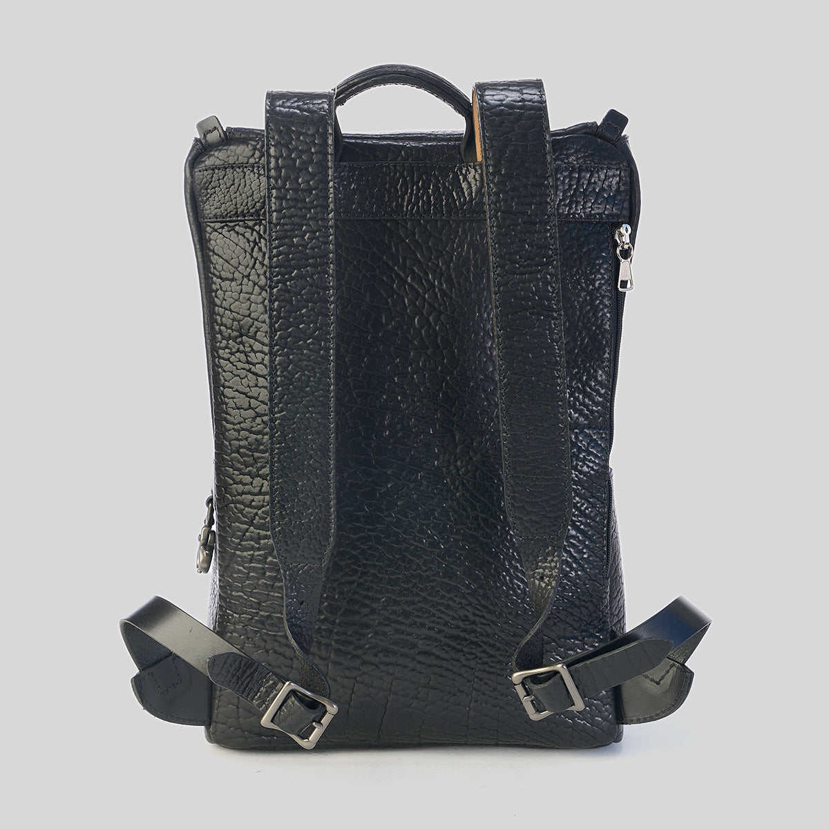 Top-Zip Bison Backpack No. 745 | NEW L.E.