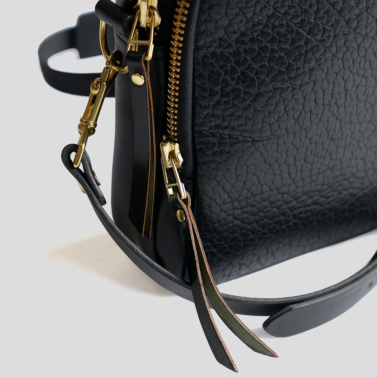 Field Crossbody No.177 | Bison Black