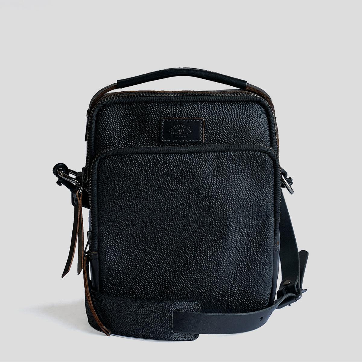 Field Crossbody No.177 | Football Black