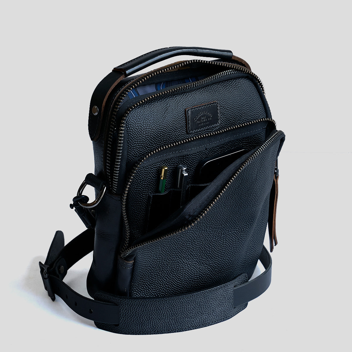 Field Crossbody No.177 | Football Black