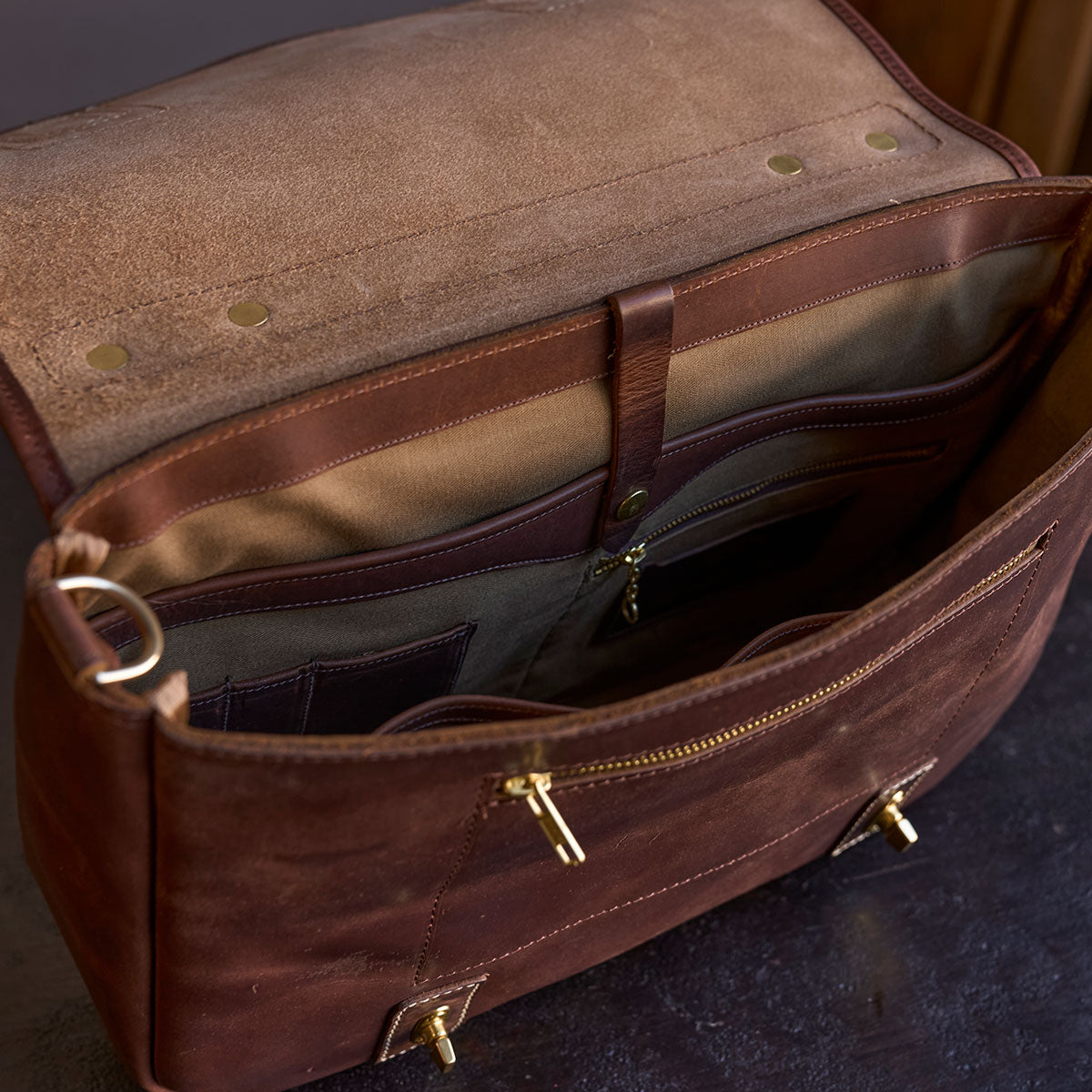 No.201 Messenger | Americana Brown