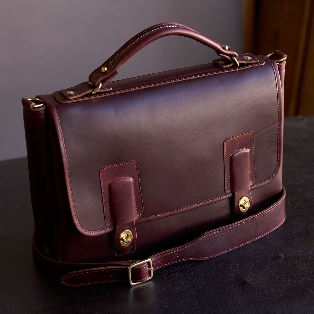 No. 201 Chromexcel® Messenger & Shell Cordovan | Color #8