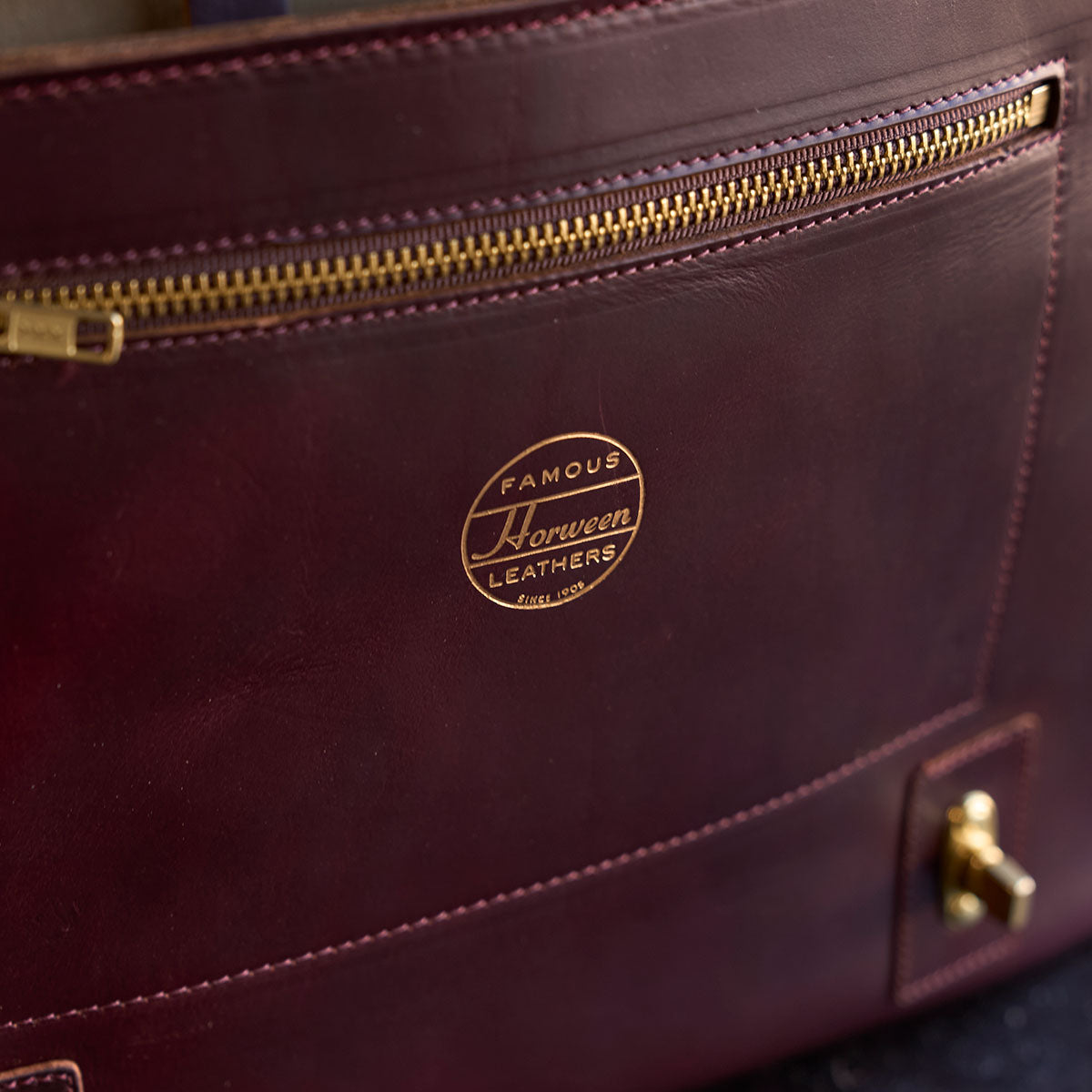 No. 201 Chromexcel® Messenger & Shell Cordovan | Color #8