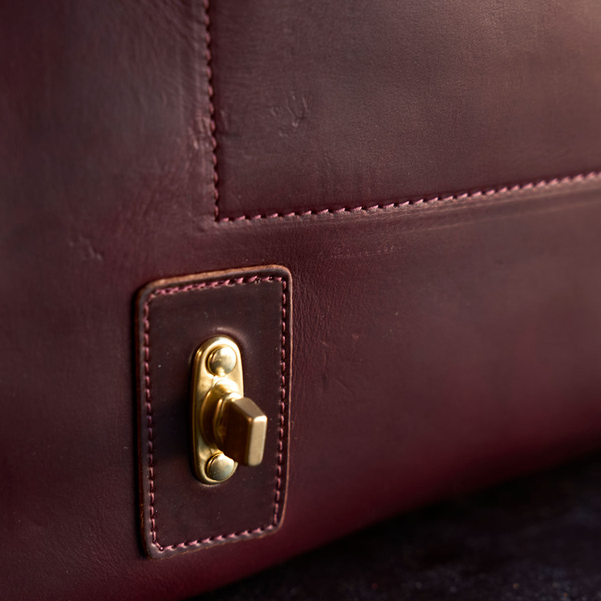 No. 201 Chromexcel® Messenger & Shell Cordovan | Color #8