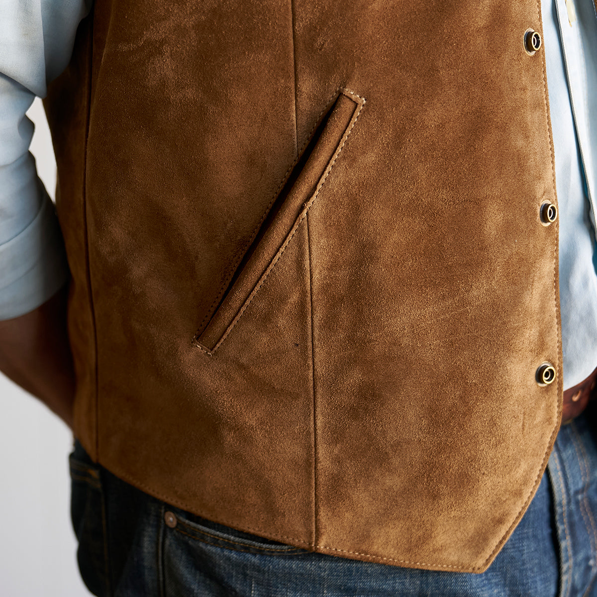 No.480 Fremont Vest | Tan Suede LE