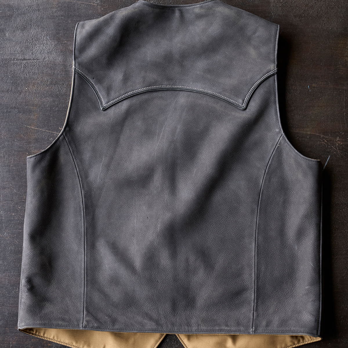 No.484 Vaquero Vest | Charcoal Nubuck