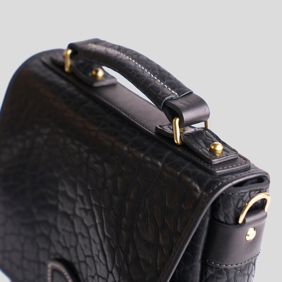 The No.522 Crossbody | Bison Black