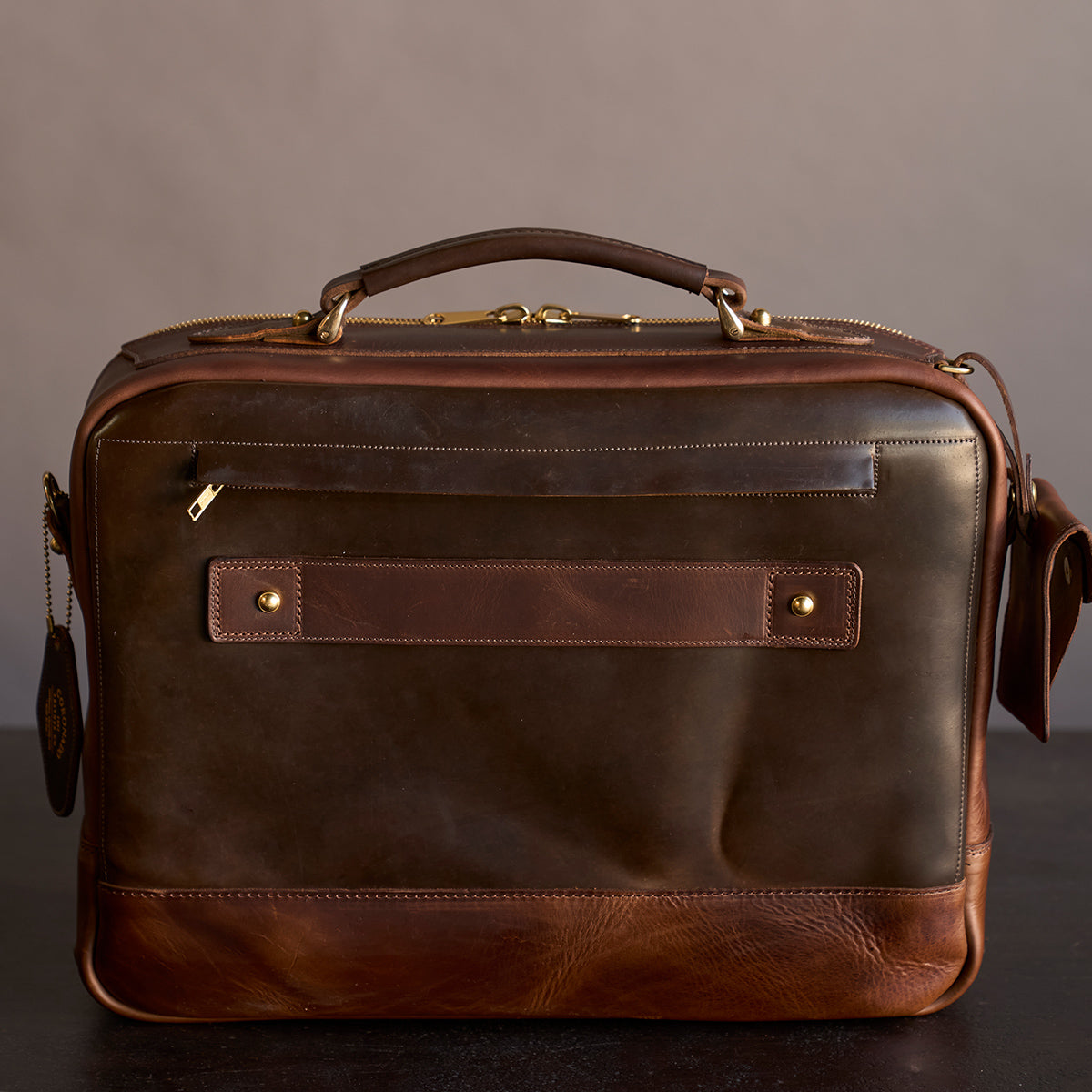 No.541 Chicago Shell Briefcase | Horween® Shell Dark Brown