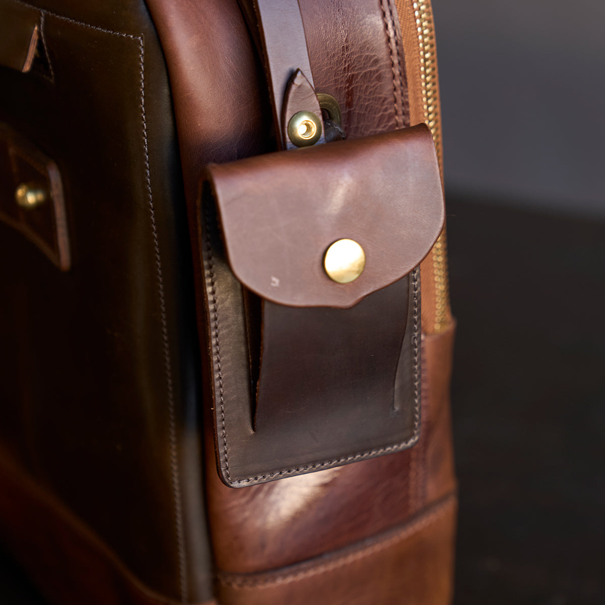 No.541 Chicago Shell Briefcase | Horween® Shell Dark Brown