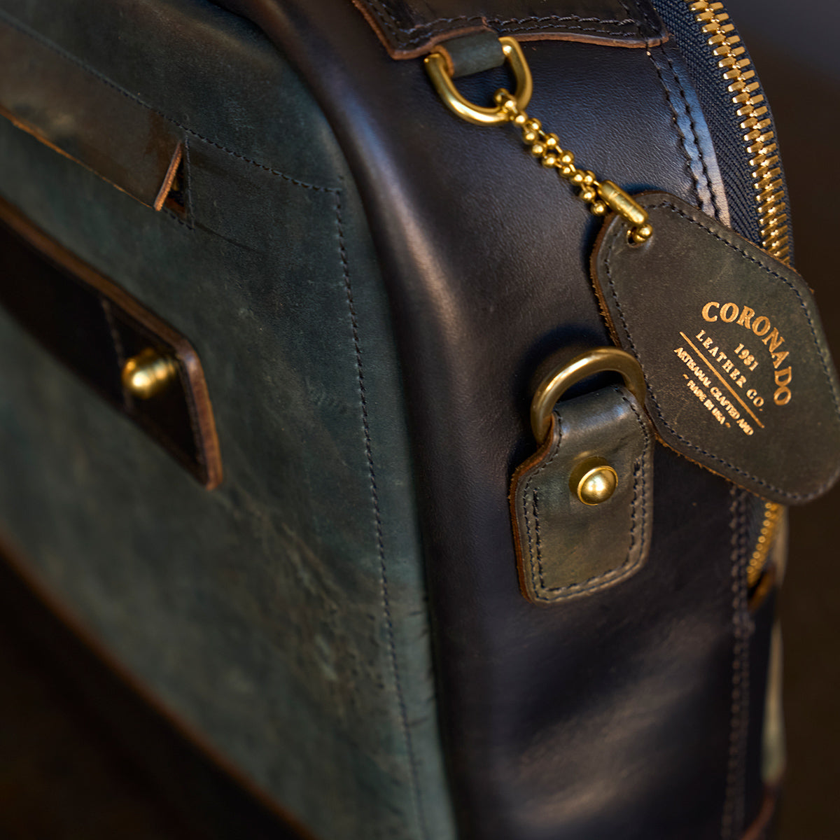 No.541 Chicago Shell Briefcase | Horween® Marbled Black