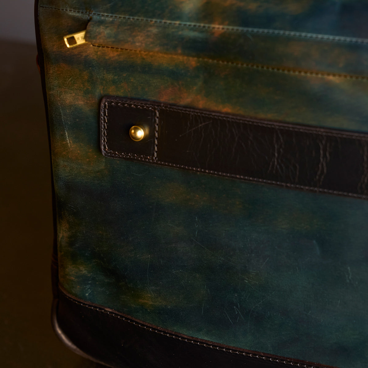 No.541 Chicago Shell Briefcase | Horween® Marbled Black