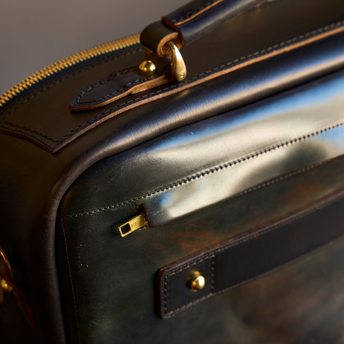 No.541 Chicago Shell Briefcase | Horween® Marbled Black