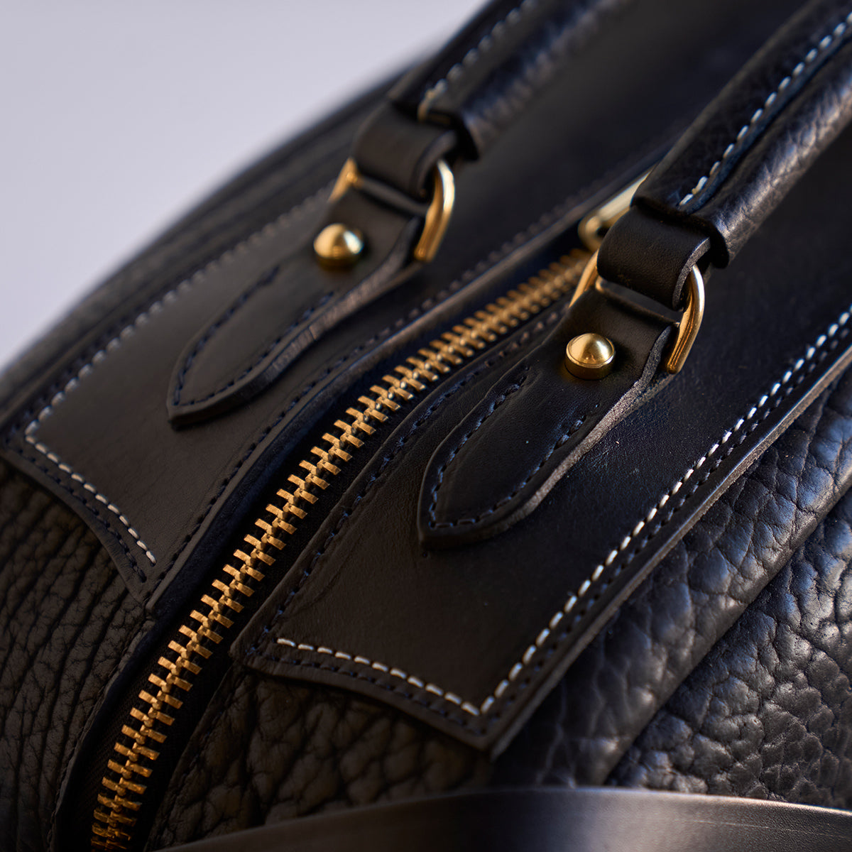 No.550 Weekender | LE Black Bison
