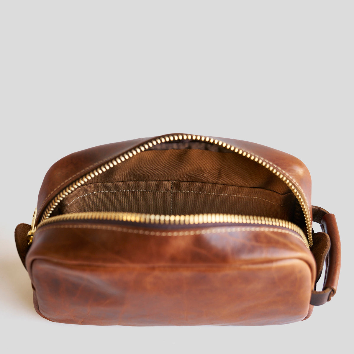 No.599 Utility Dopp Bison | Antique Brown