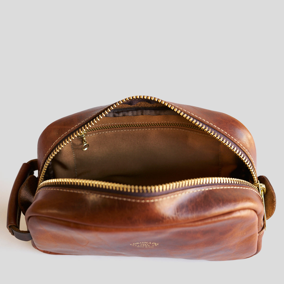 No.599 Utility Dopp Bison | Antique Brown