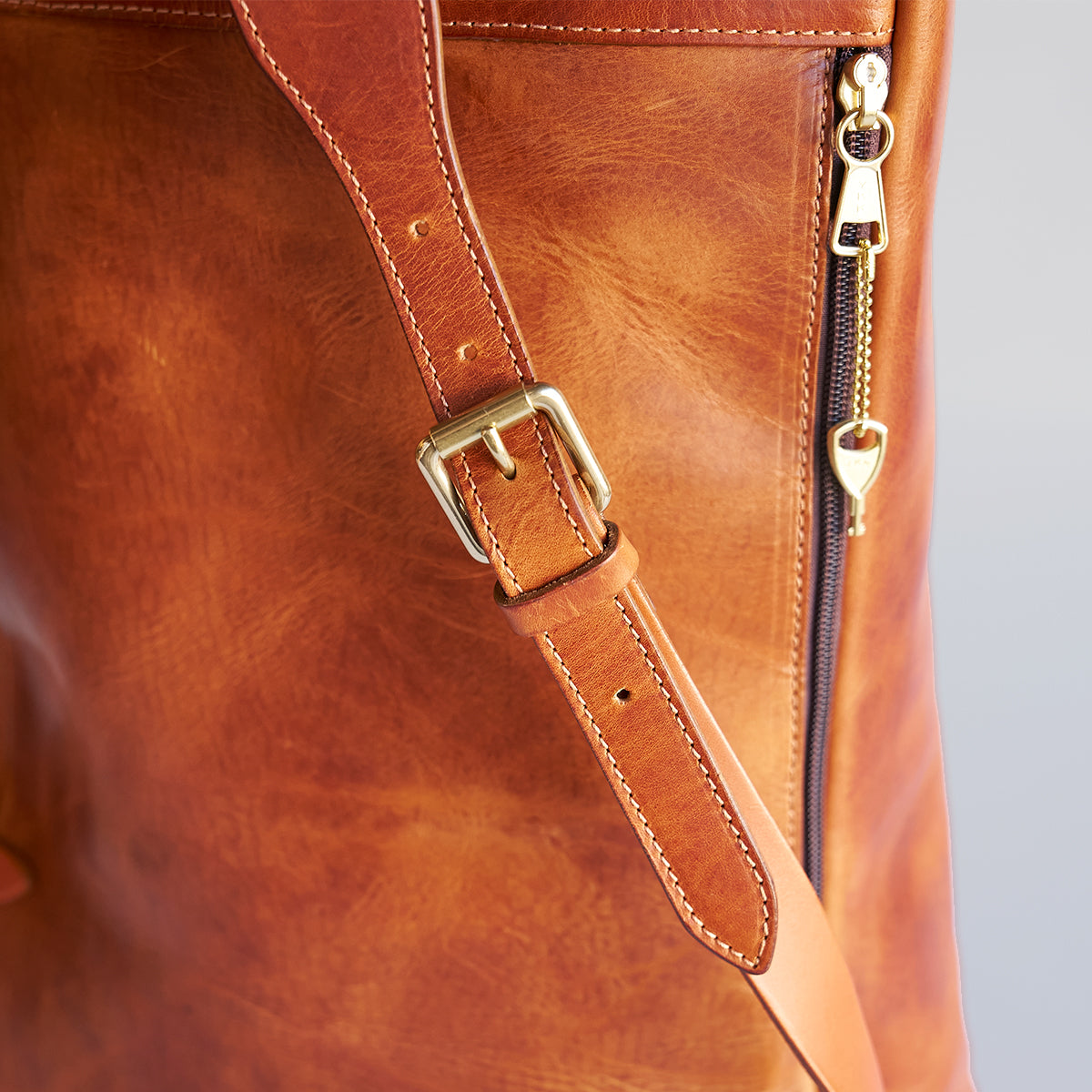 Top Zip Americana Backpack #750 | Tan