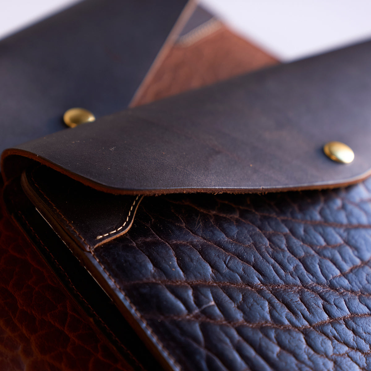 No.812 B5 Portfolio | Shrunken Bison Brown