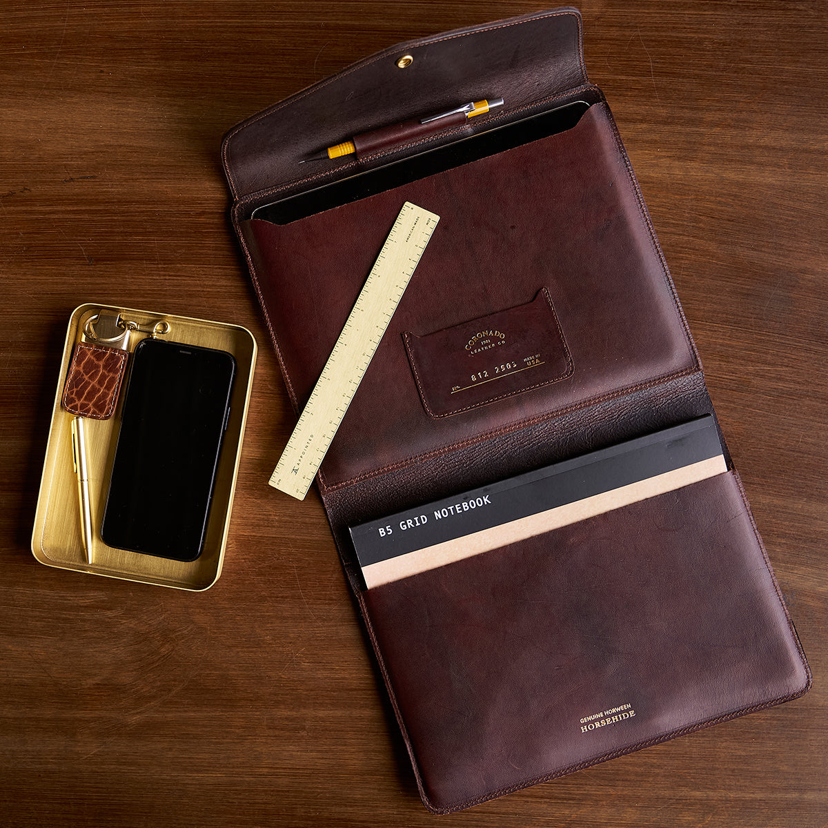 No.810 A5 Portfolio | Horween® Horsehide