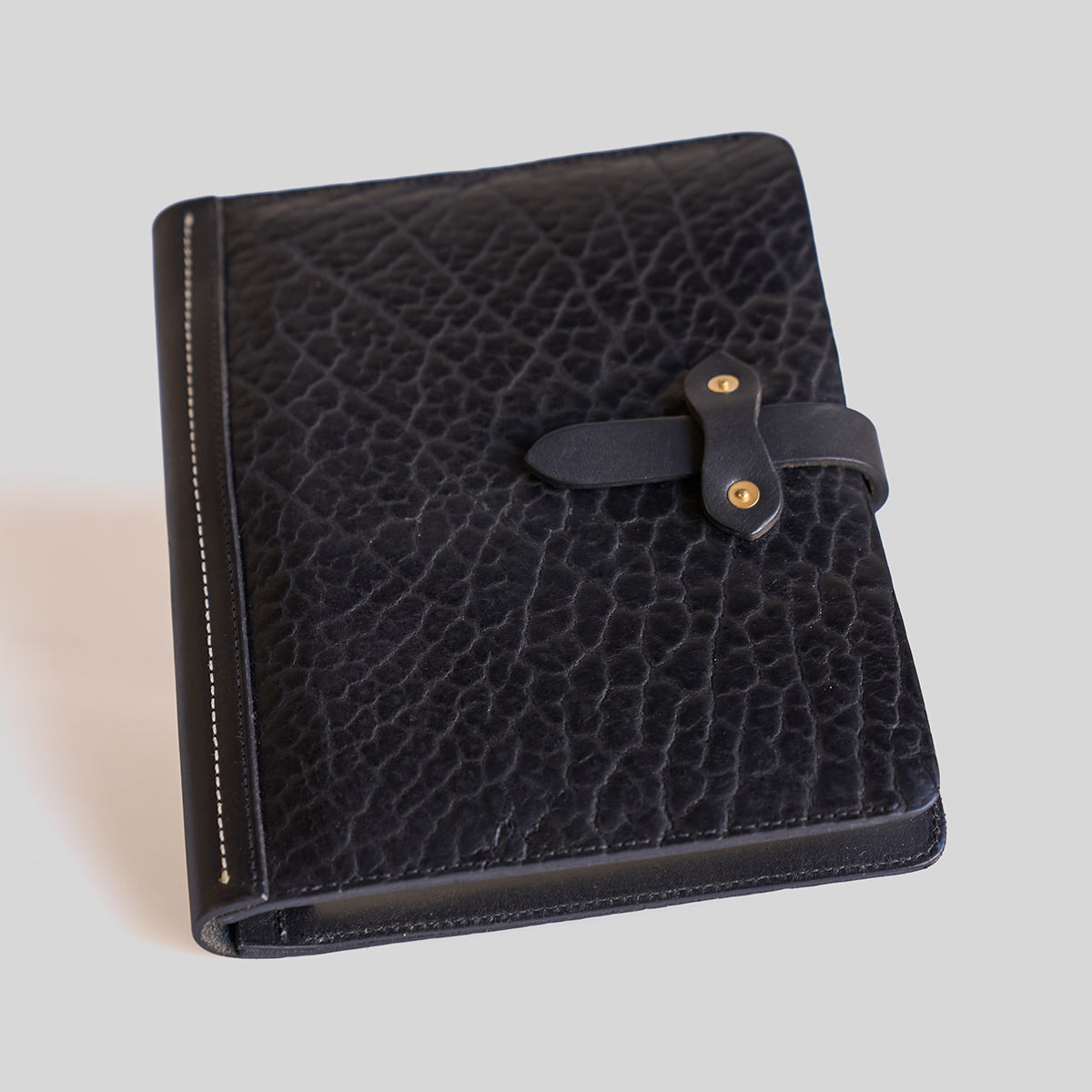 No.820 Portfolio A5 | Shrunken Bison Black