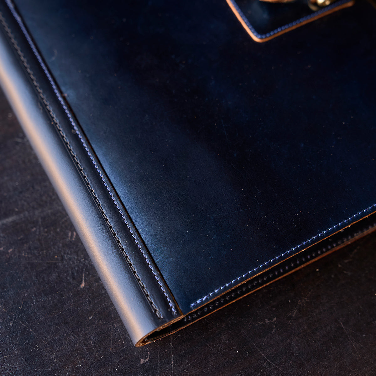 No.822 Portfolio A5 | Horween® Shell Cordovan (Navy)