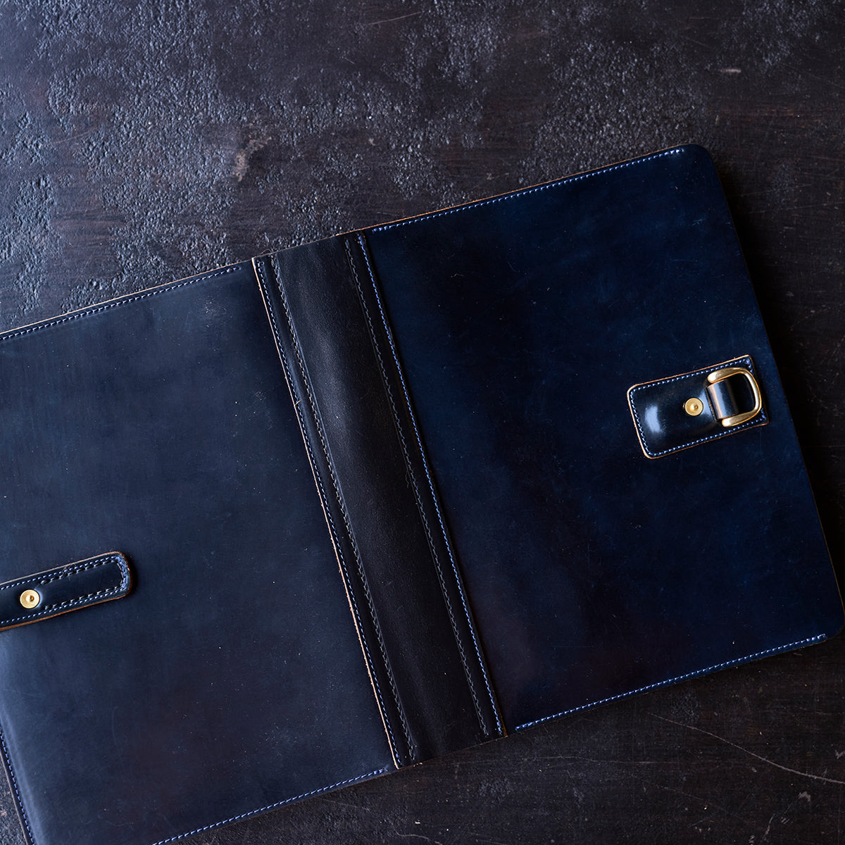 No.822 Portfolio A5 | Horween® Shell Cordovan (Navy)