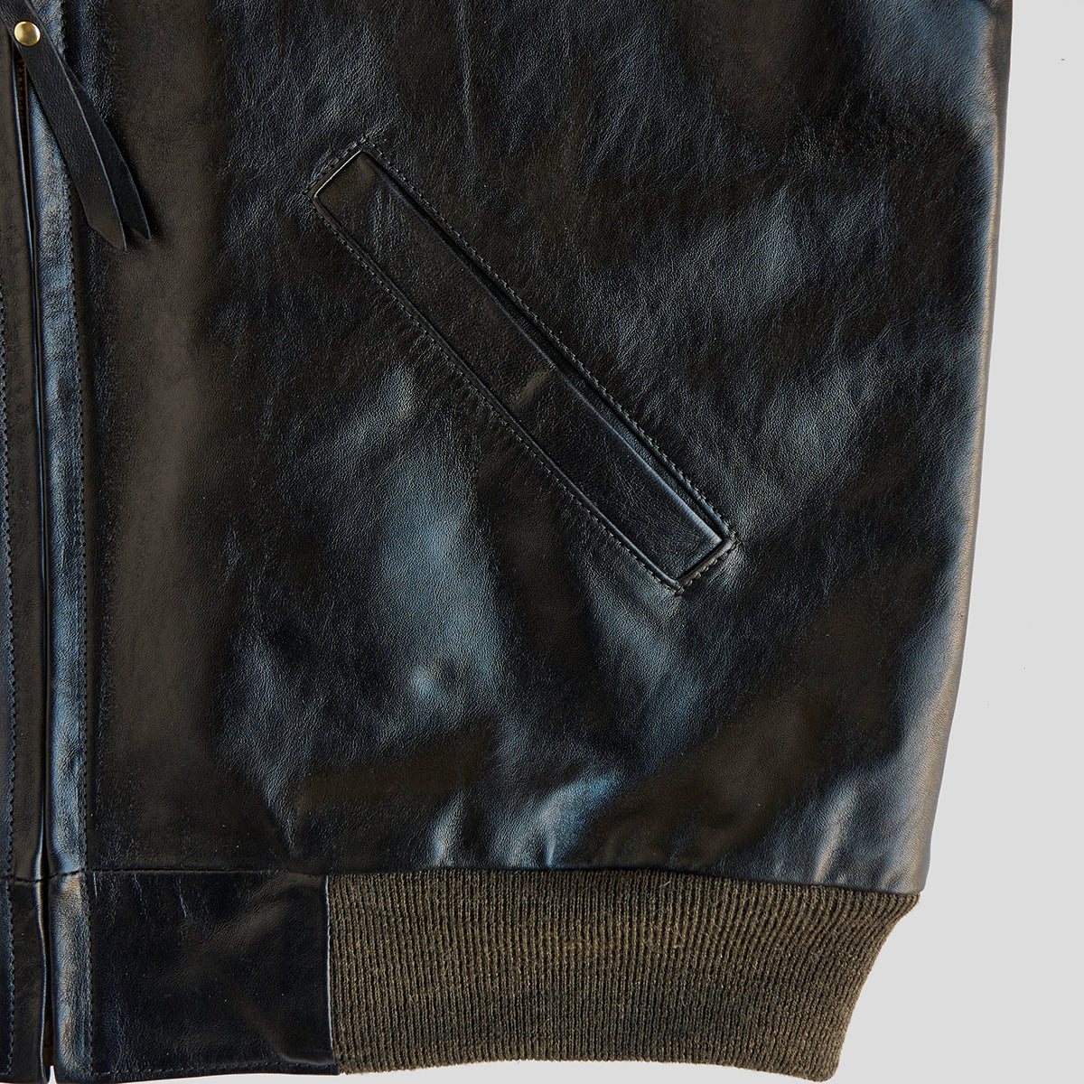 Raglan Vintage Quilted Horsehide No. 410 | L.E. x 20