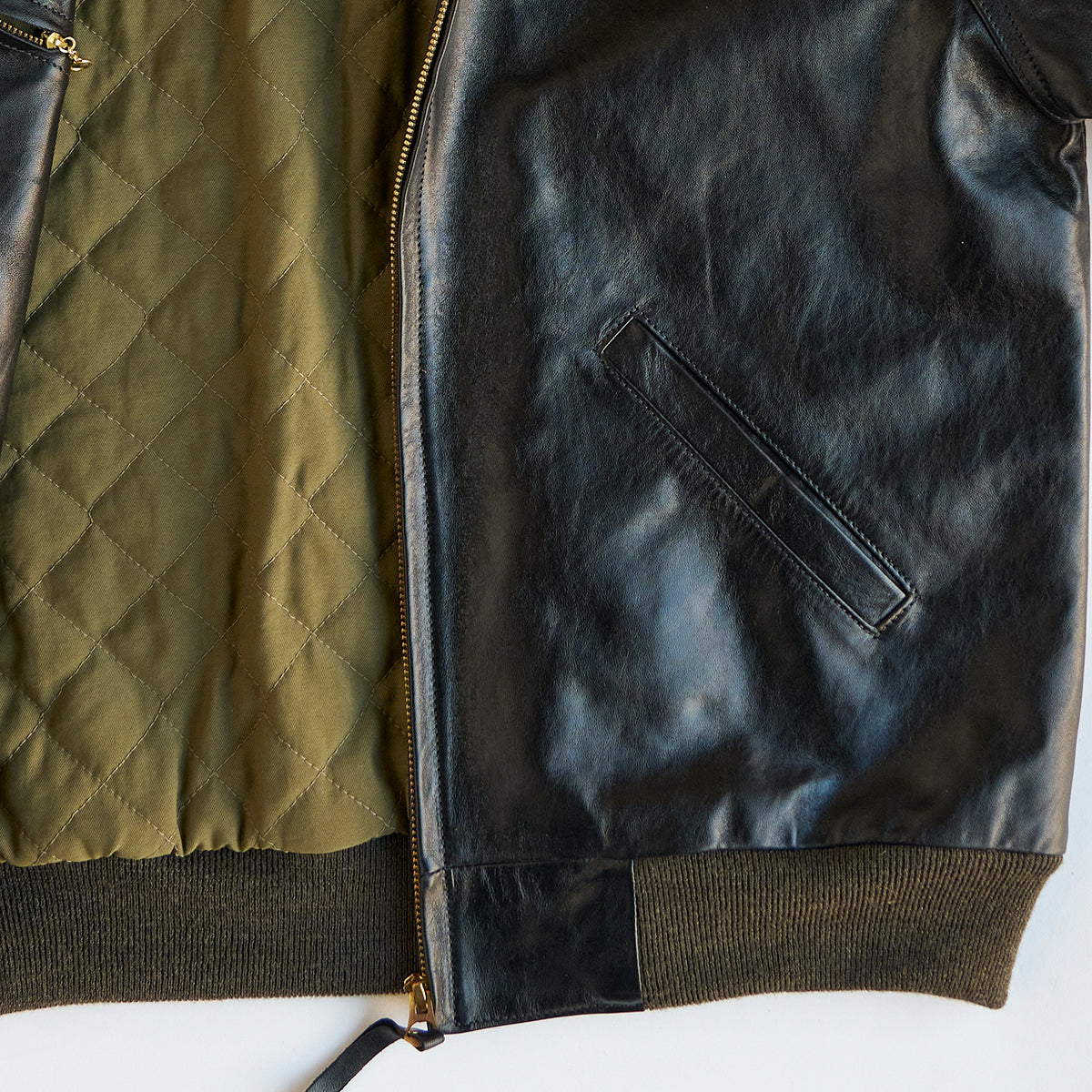 Raglan Vintage Quilted Horsehide No. 410 | L.E. x 20